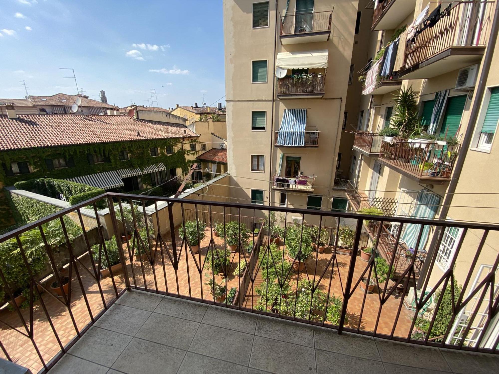 Case Vr Holiday Residenza 2 Di Picche Verona Exterior photo